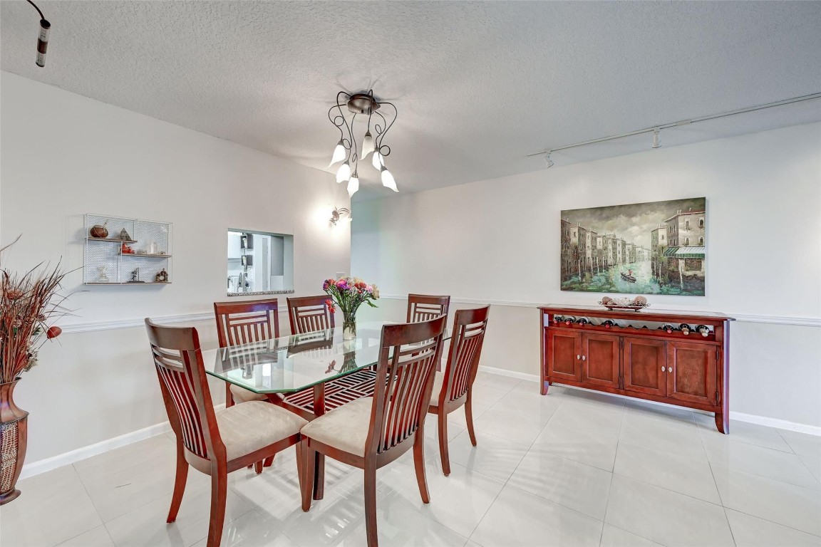 WYNMOOR VILLAGE - Residential