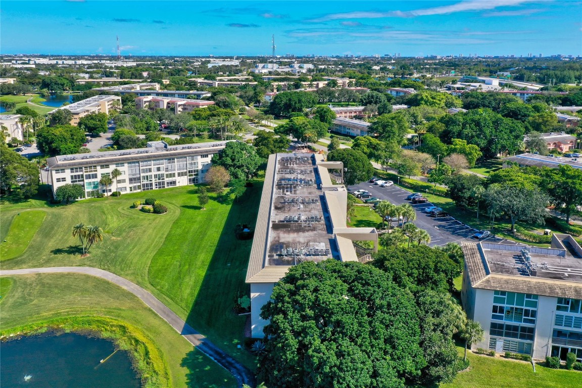 WYNMOOR VILLAGE - Residential