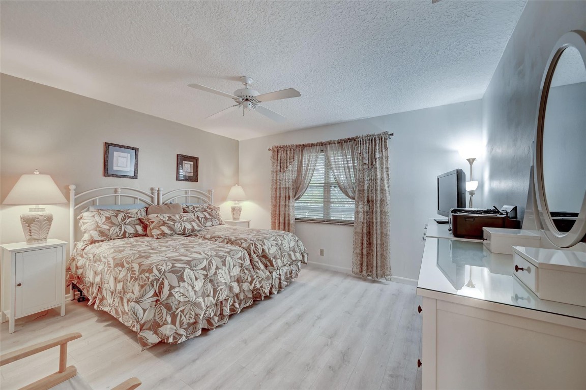 WYNMOOR VILLAGE - Residential