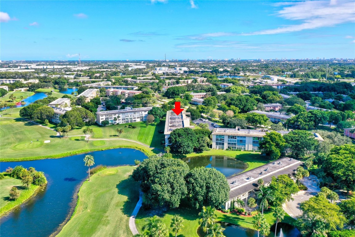 WYNMOOR VILLAGE - Residential