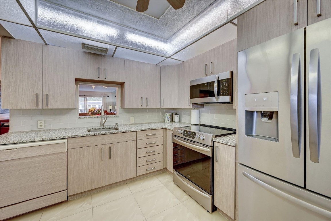 WYNMOOR VILLAGE - Residential