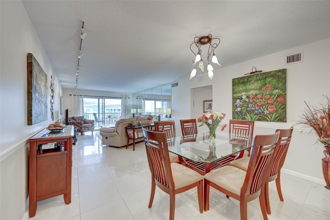 WYNMOOR VILLAGE - Residential