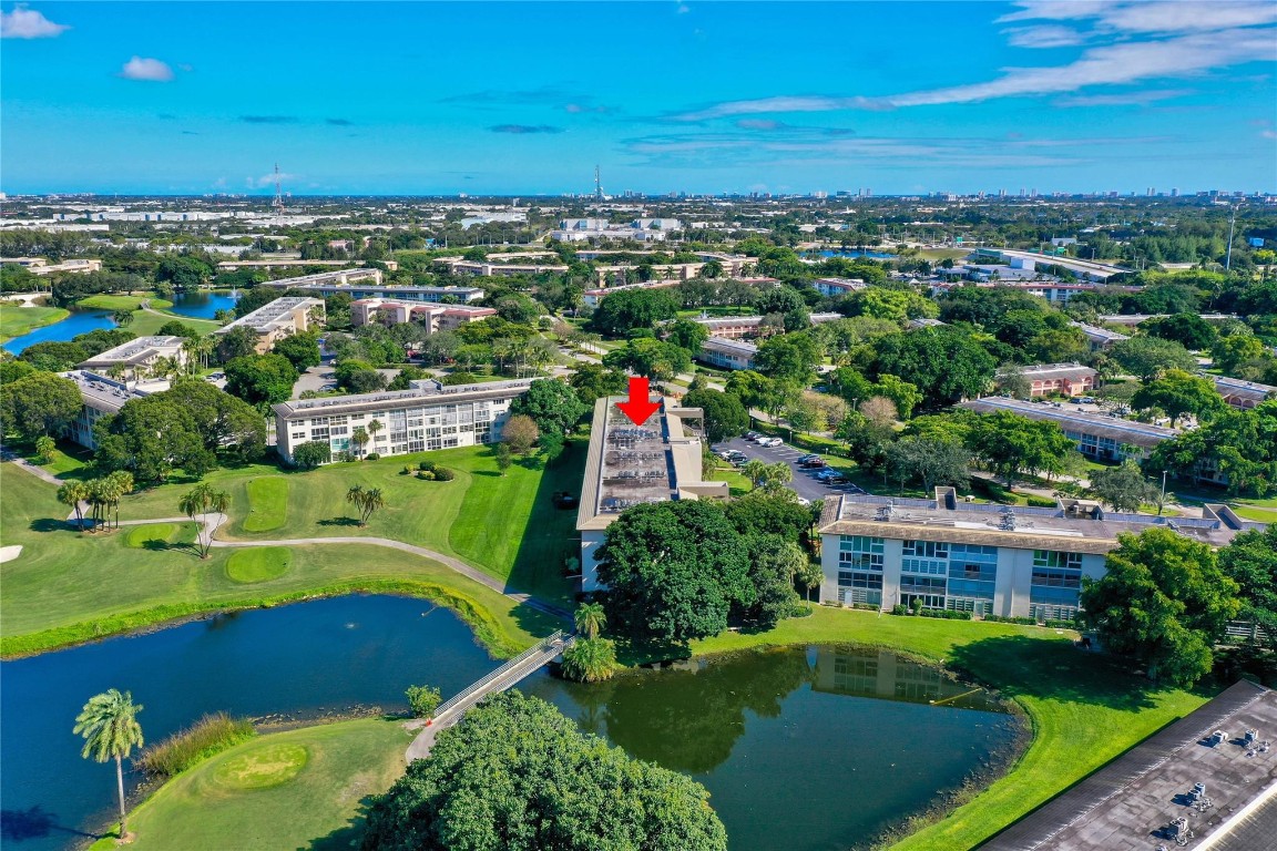 WYNMOOR VILLAGE - Residential