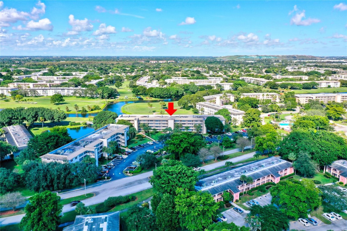 WYNMOOR VILLAGE - Residential