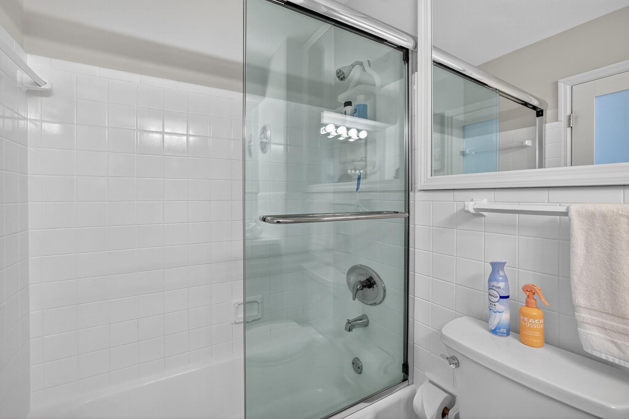 MORNINGSTAR CONDO UNIT 20 - Residential