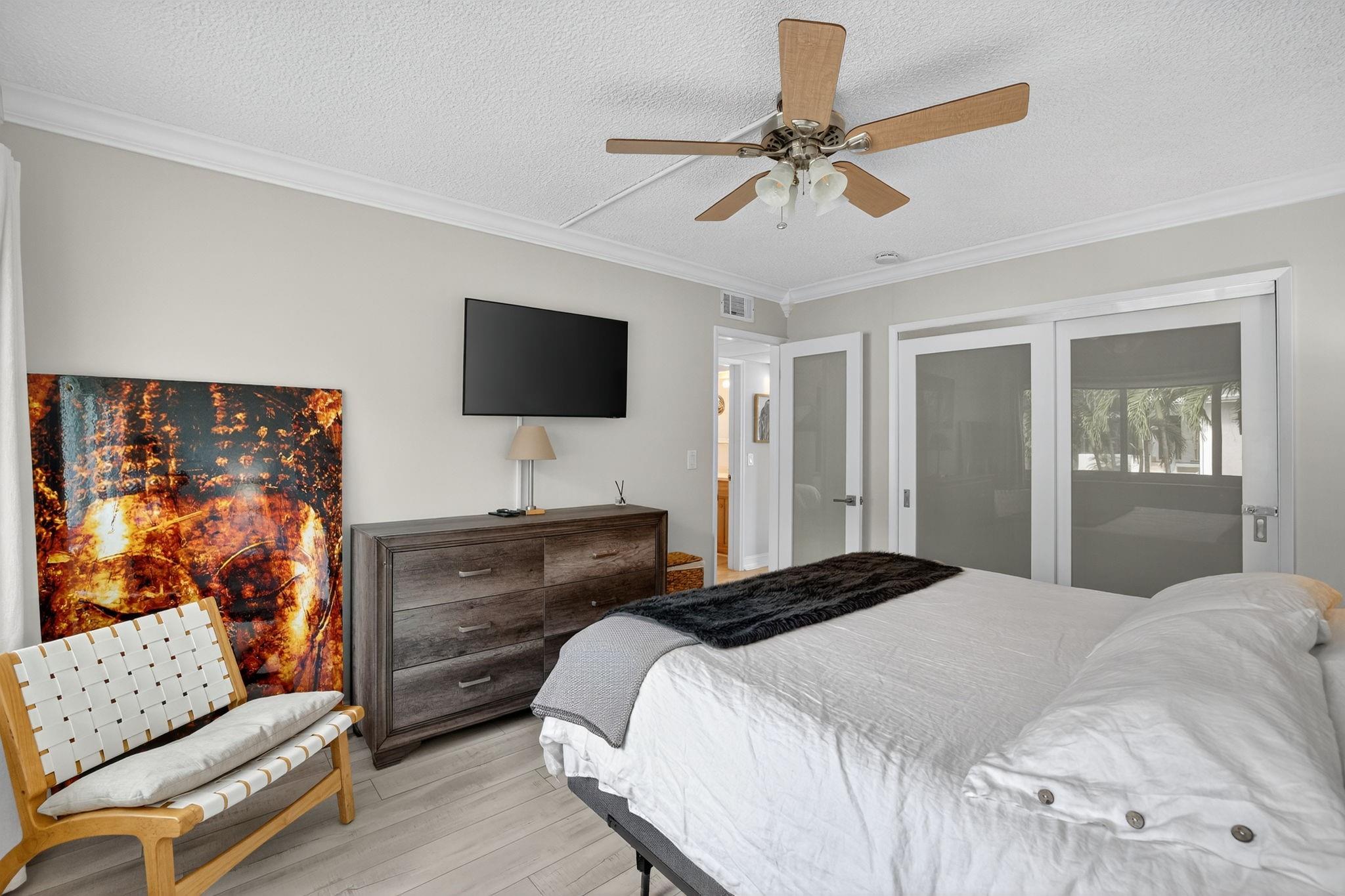 MORNINGSTAR CONDO UNIT 20 - Residential