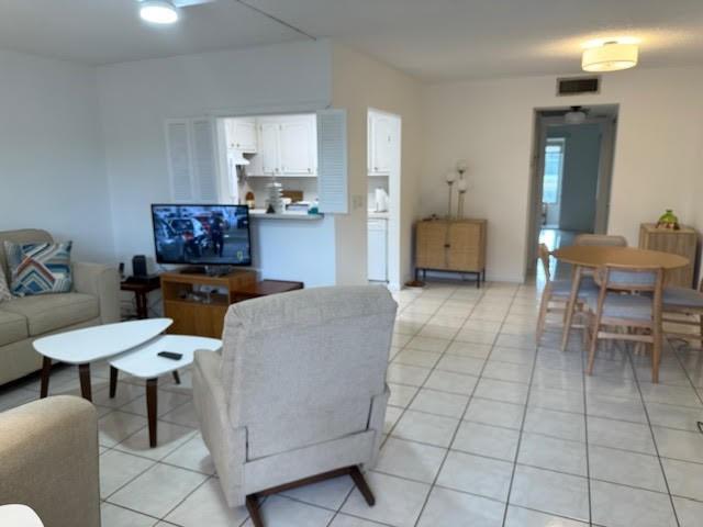 1010 Islewood D 1010