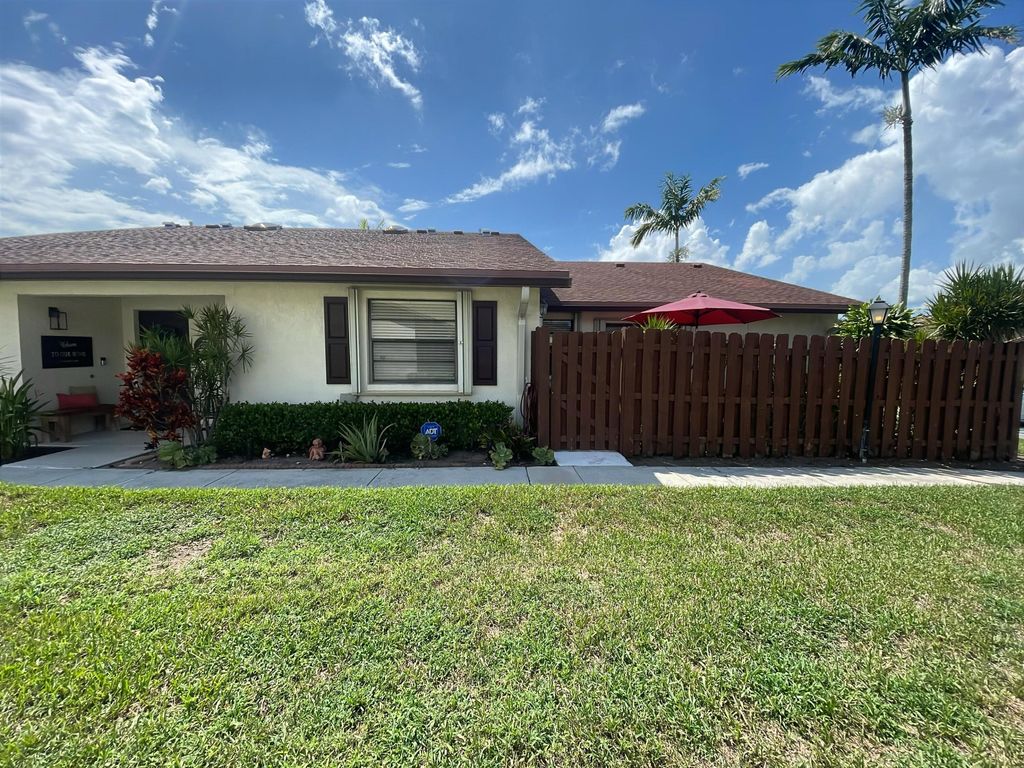 Photo of 3780 Lace Vine Lane #131, Boynton Beach, FL 33436 (MLS # R11120012)
