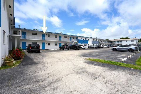 410 W Palm Street 24 Lantana FL 33462