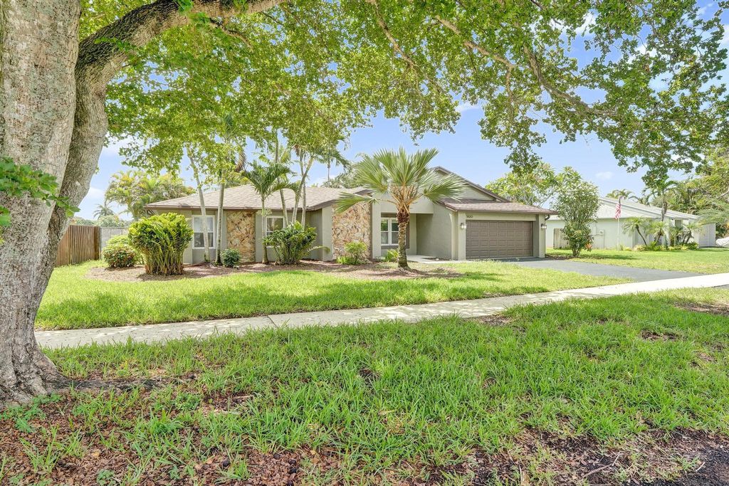 Photo of 5120 SW 117th Way, Cooper City, FL 33330 (MLS # B26042620)