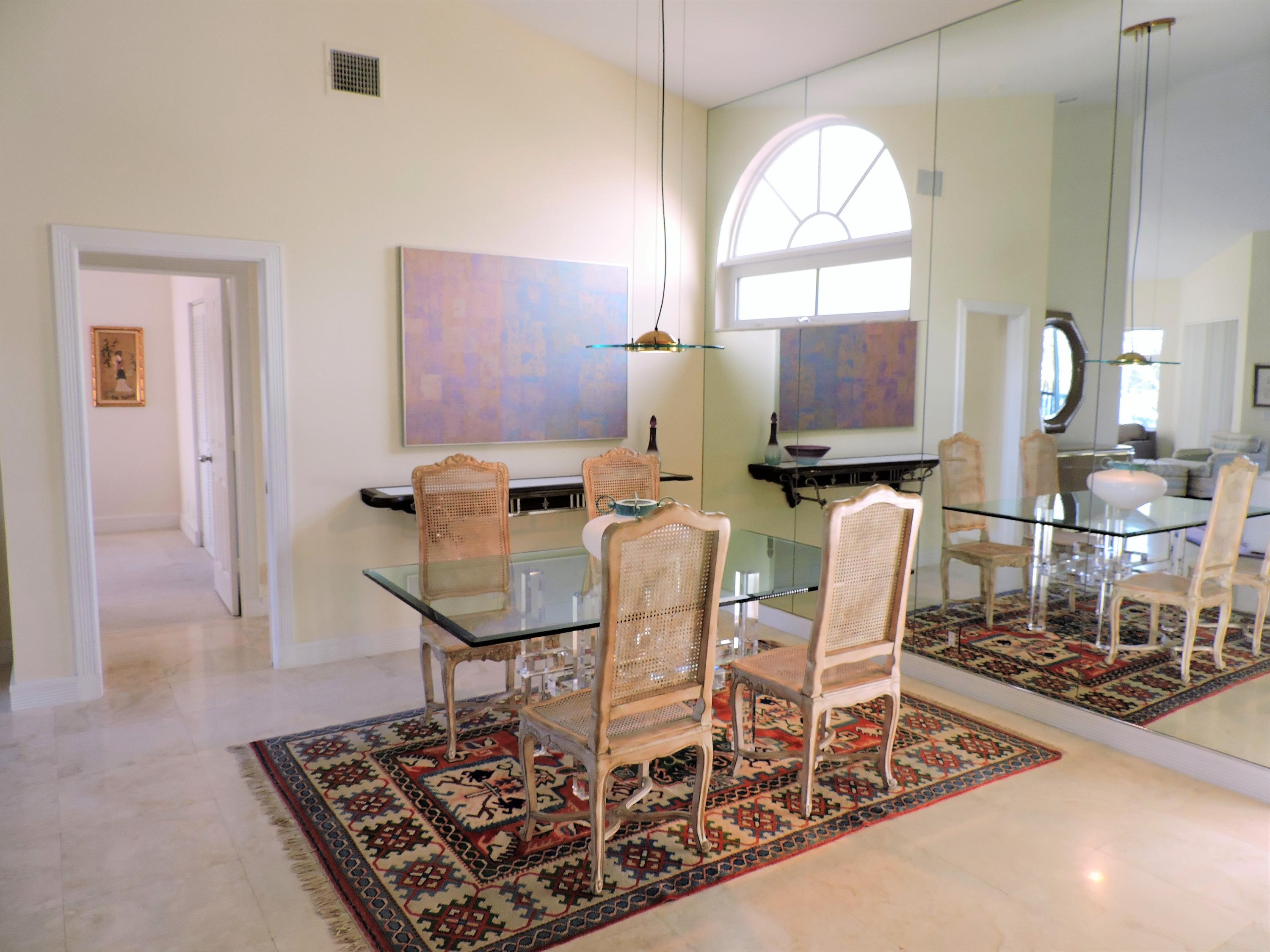 ADMIRALS COVE - Residential