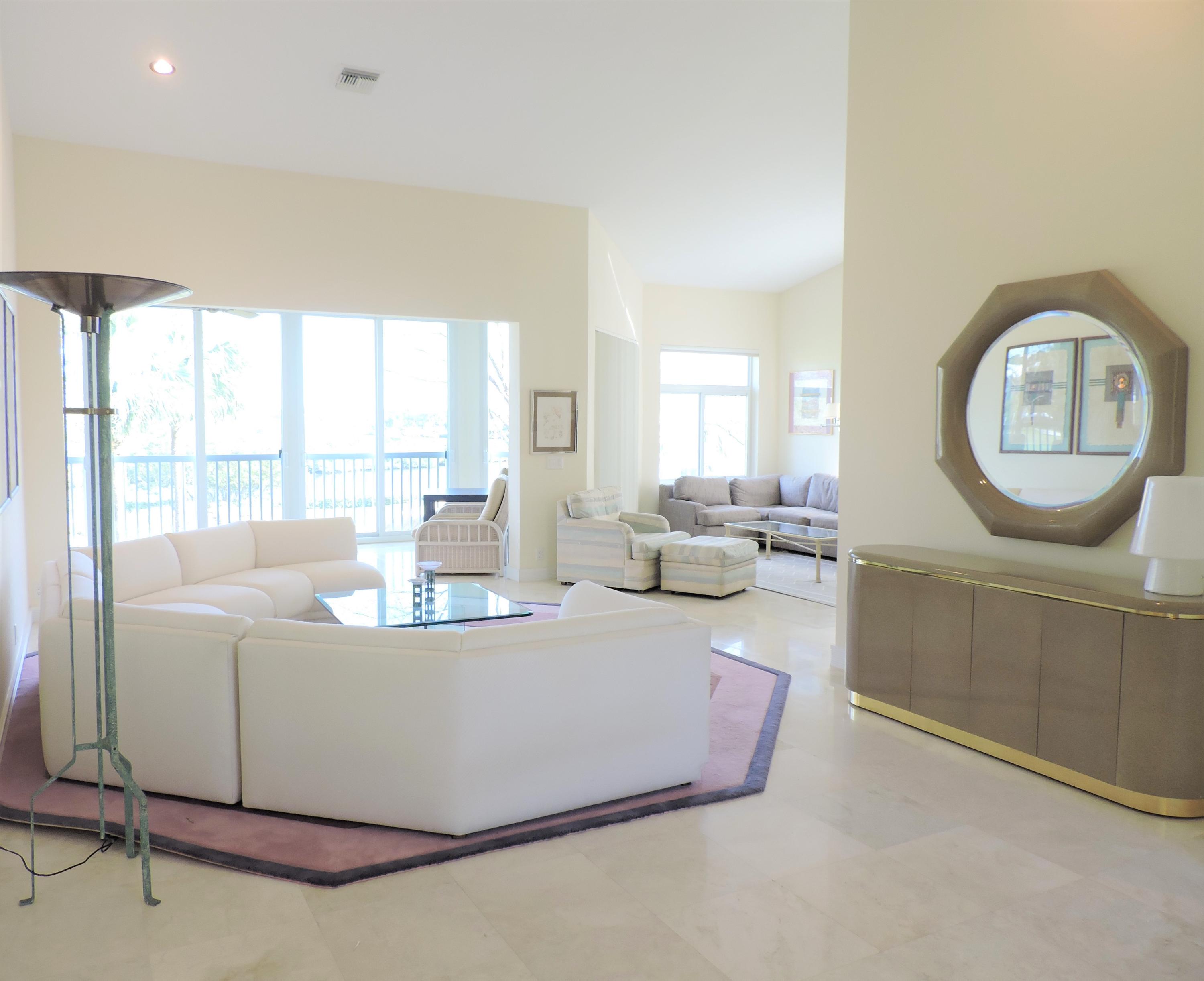 ADMIRALS COVE - Residential