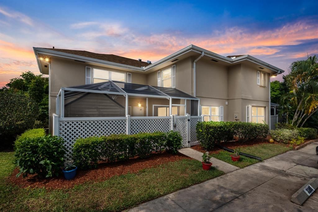 Photo of 3277 SW Sunset Trace Circle, Palm City, FL 34990 (MLS # R10787856)