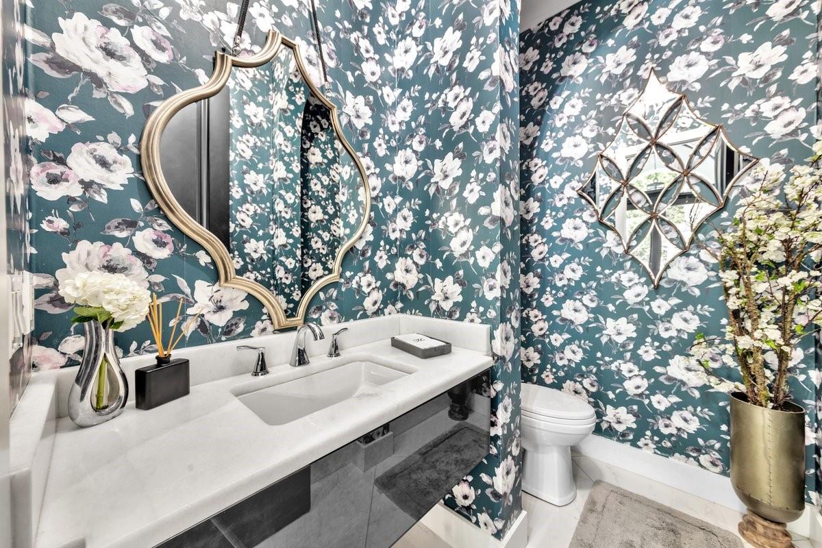 The Enclave 2nd Sec 156-8 - Residential