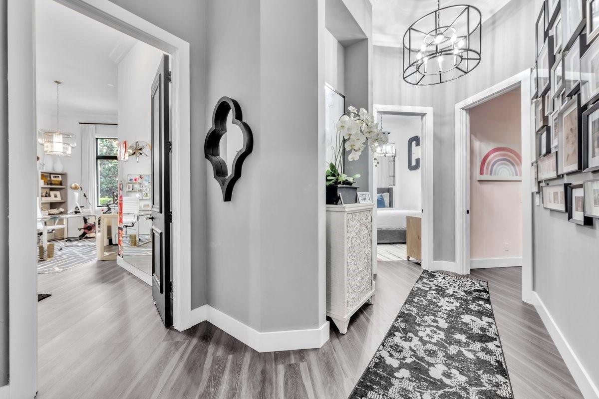 The Enclave 2nd Sec 156-8 - Residential