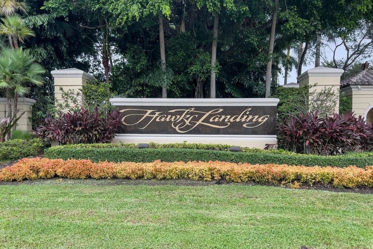 The Enclave 2nd Sec 156-8 - Residential