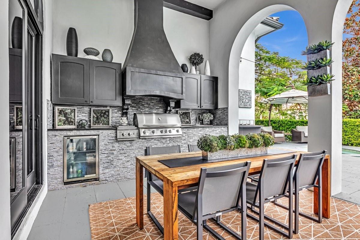 The Enclave 2nd Sec 156-8 - Residential