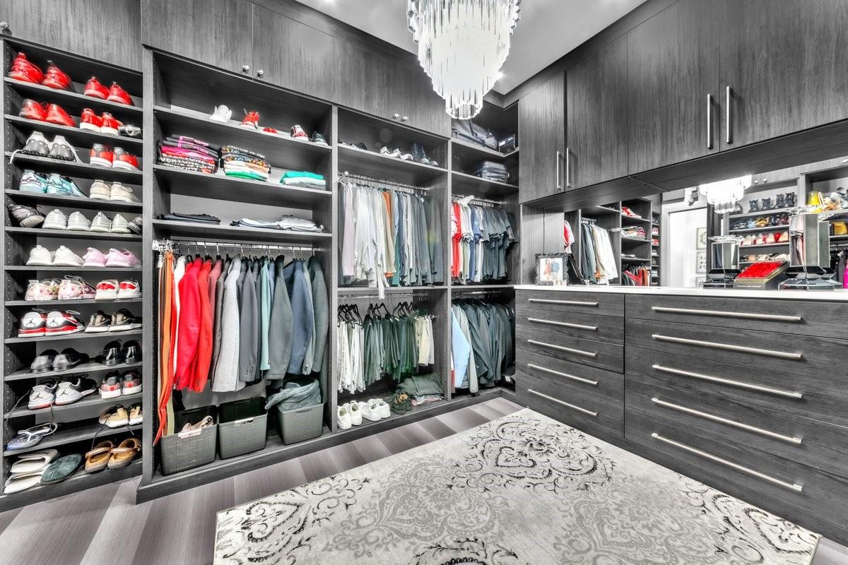 The Enclave 2nd Sec 156-8 - Residential