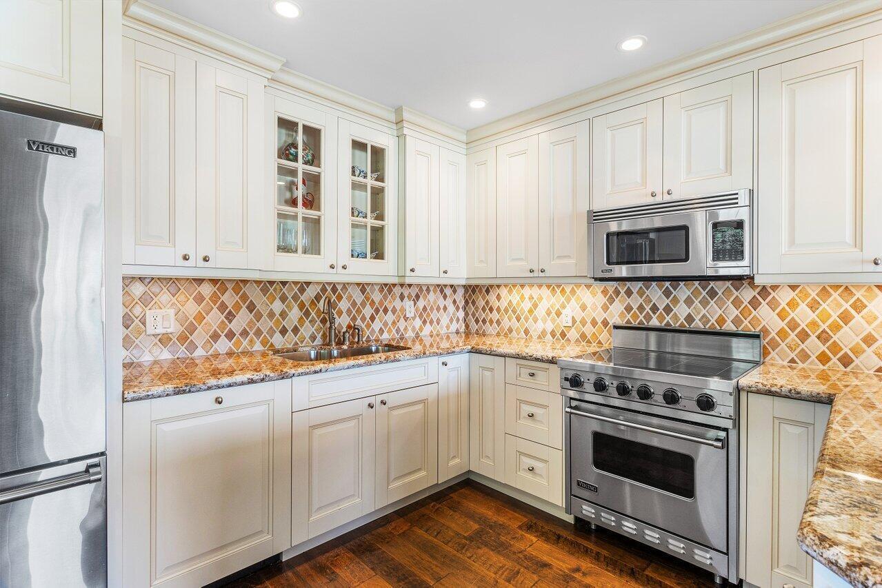 QUAIL RIDGE - Residential