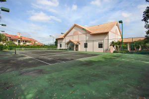 WELLINGTON AERO CLUB OF T - Residential