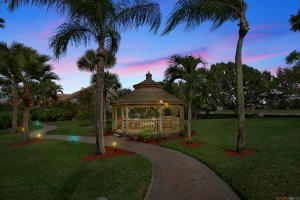 WELLINGTON AERO CLUB OF T - Residential