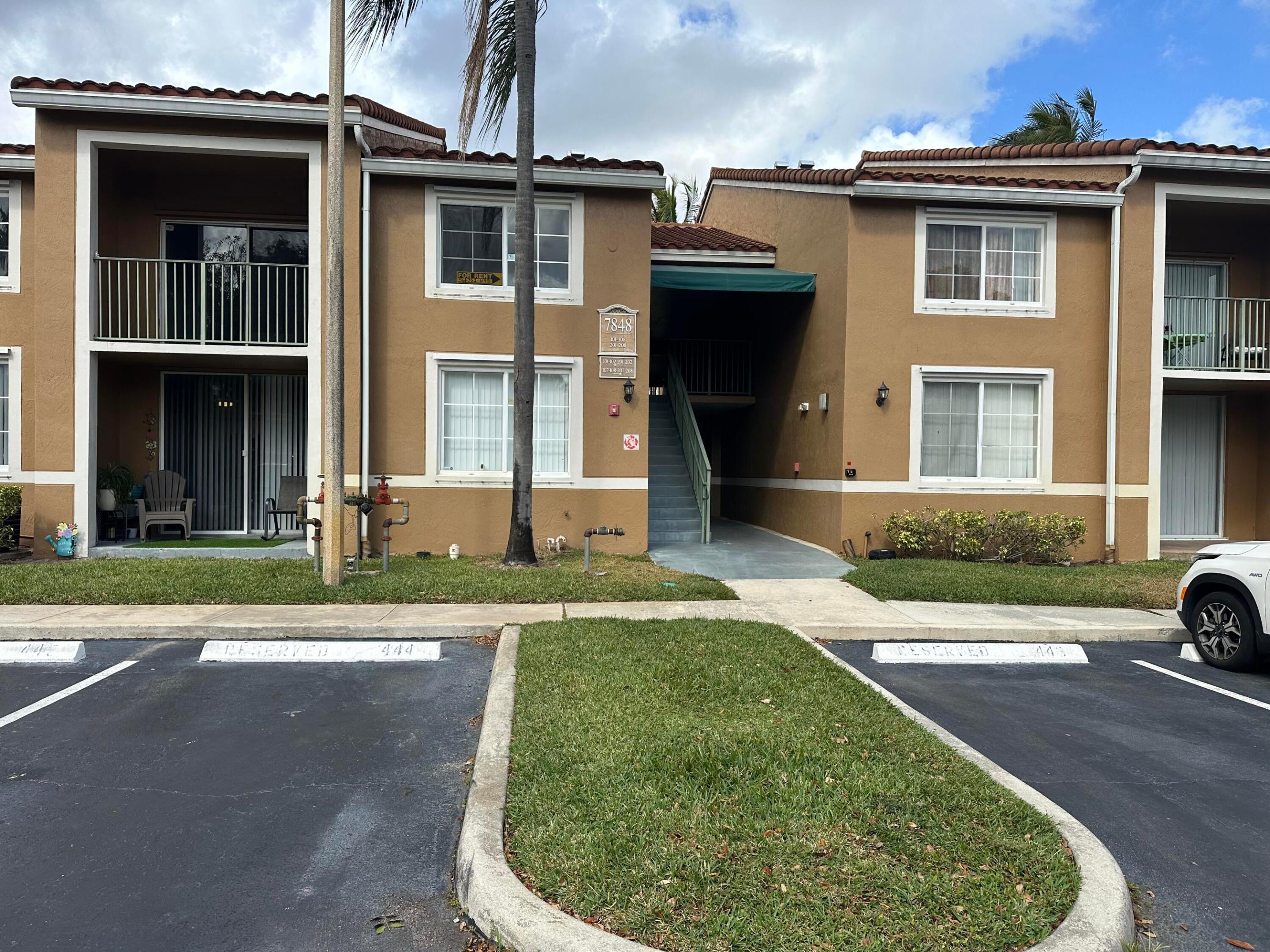 ST ANDREWS AT BOYNTON BEACH CONDO - Residential Lease