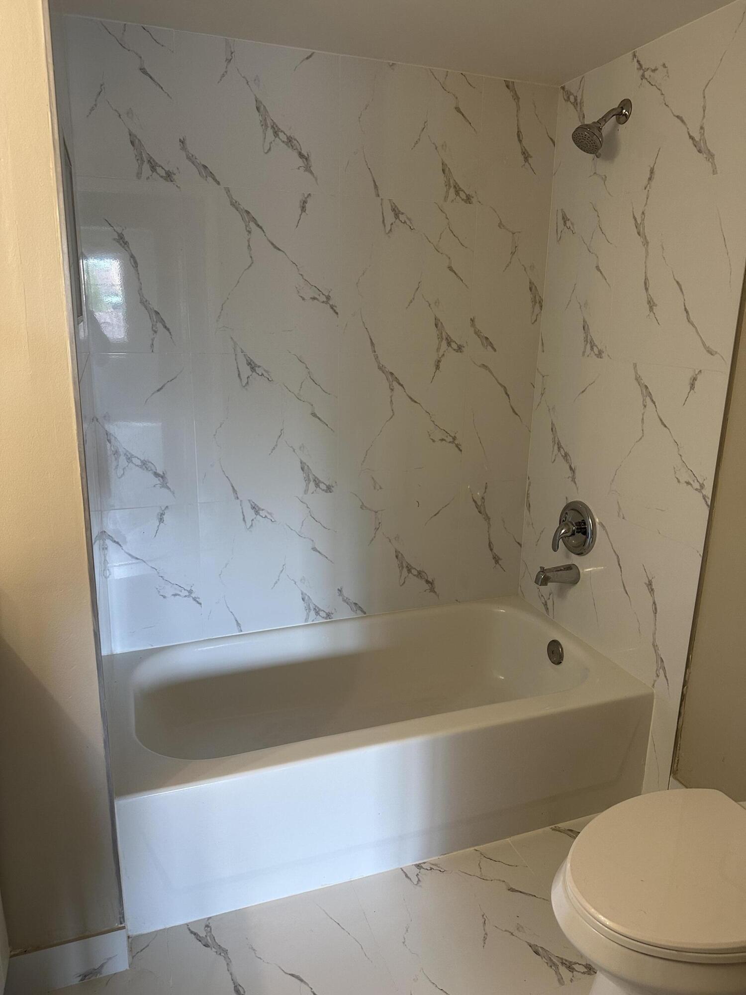 ST ANDREWS AT BOYNTON BEACH CONDO - Residential Lease