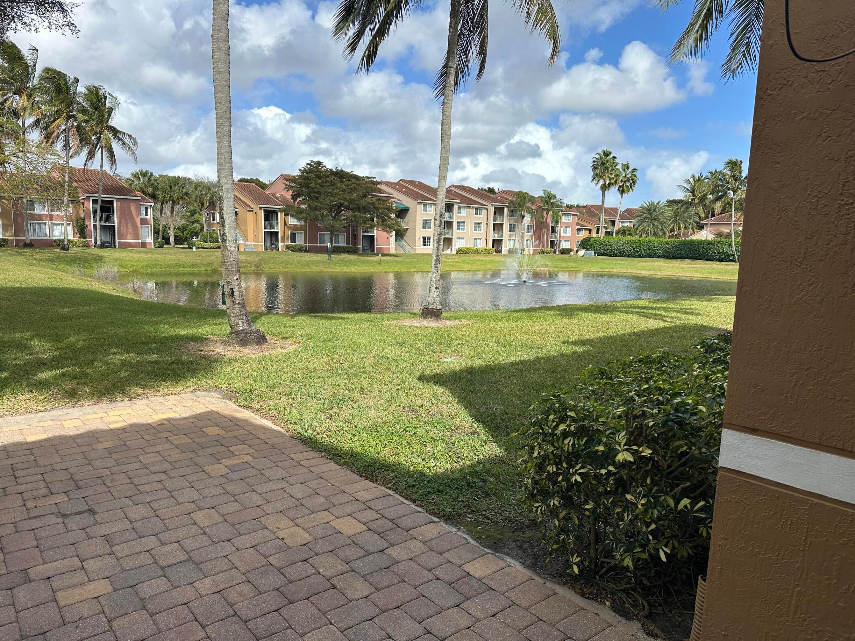 ST ANDREWS AT BOYNTON BEACH CONDO - Residential Lease