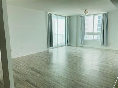 Quantum on the Bay - Residential