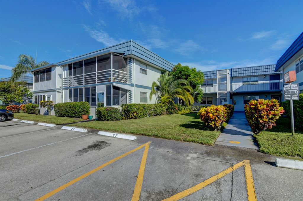 KINGS POINT TUSCANY CONDOS - Residential