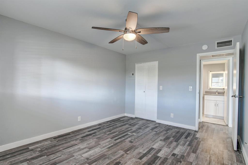 KINGS POINT TUSCANY CONDOS - Residential