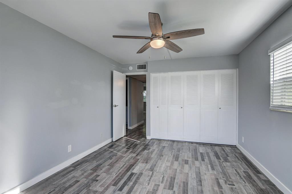 KINGS POINT TUSCANY CONDOS - Residential