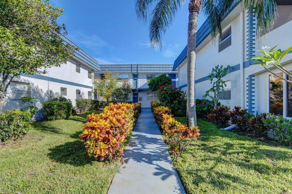 KINGS POINT TUSCANY CONDOS - Residential