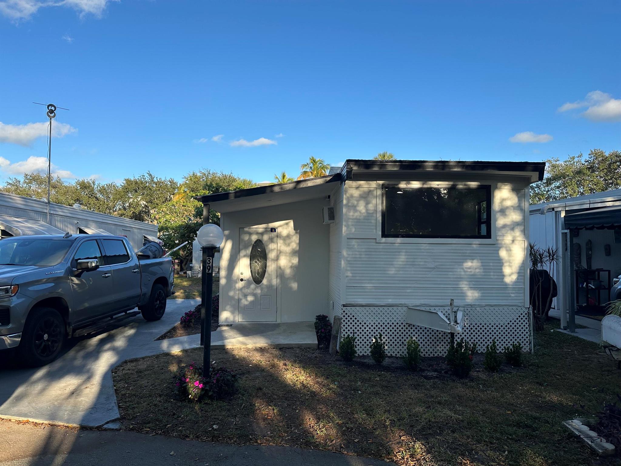 MODEL LAND CO - Residential