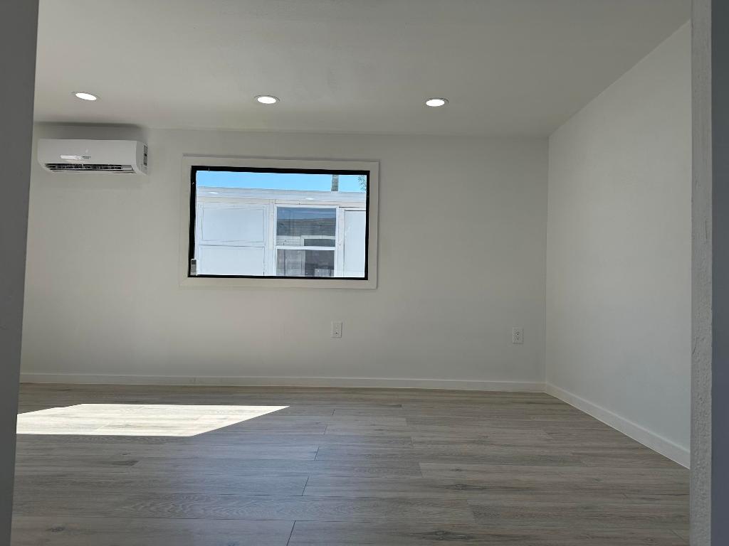 MODEL LAND CO - Residential