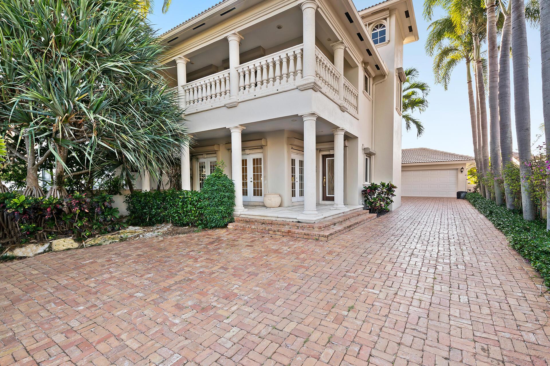 Venice 8-12 B - Residential Lease