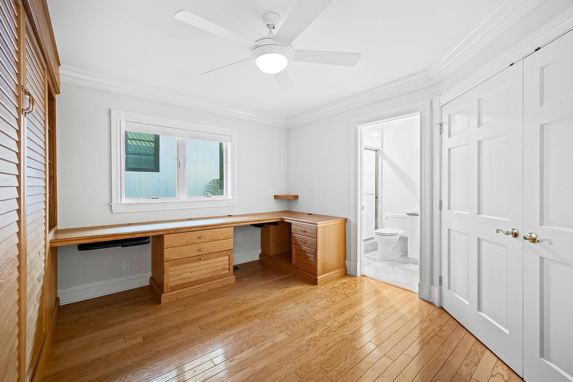 Venice 8-12 B - Residential Lease