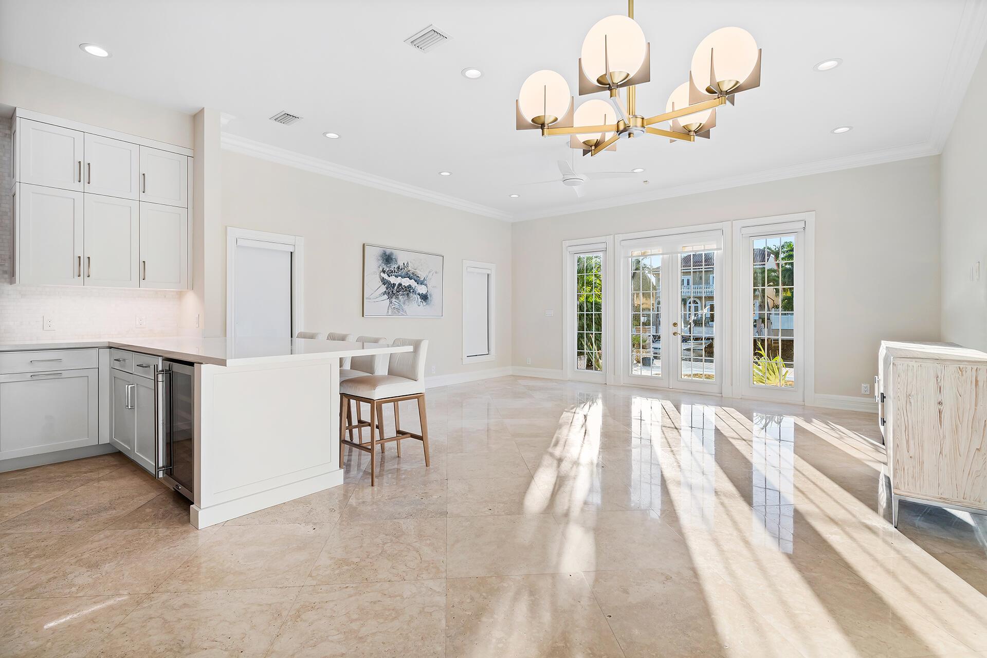 Venice 8-12 B - Residential Lease