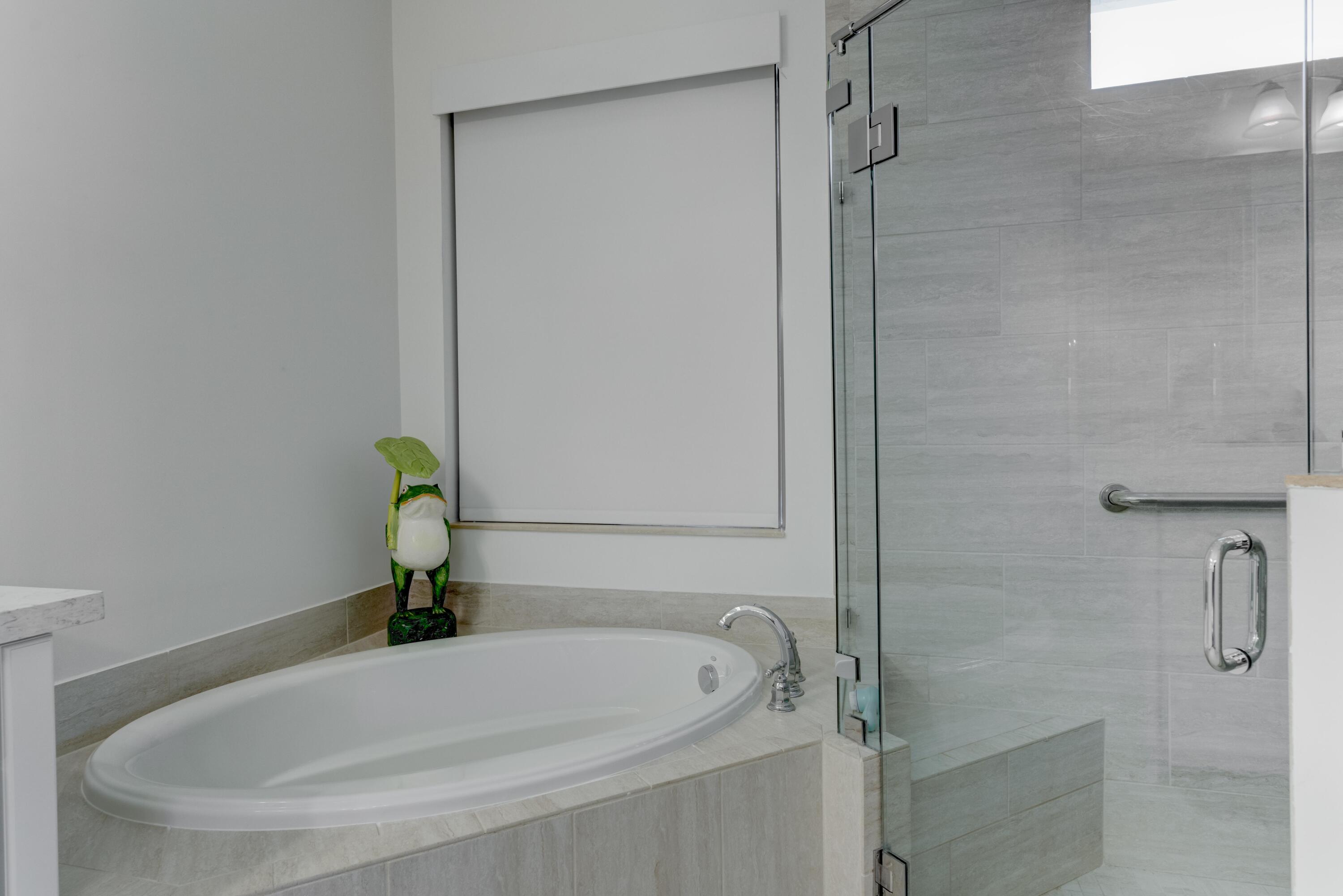 JUPITER COUNTRY CLUB POD - Residential Lease