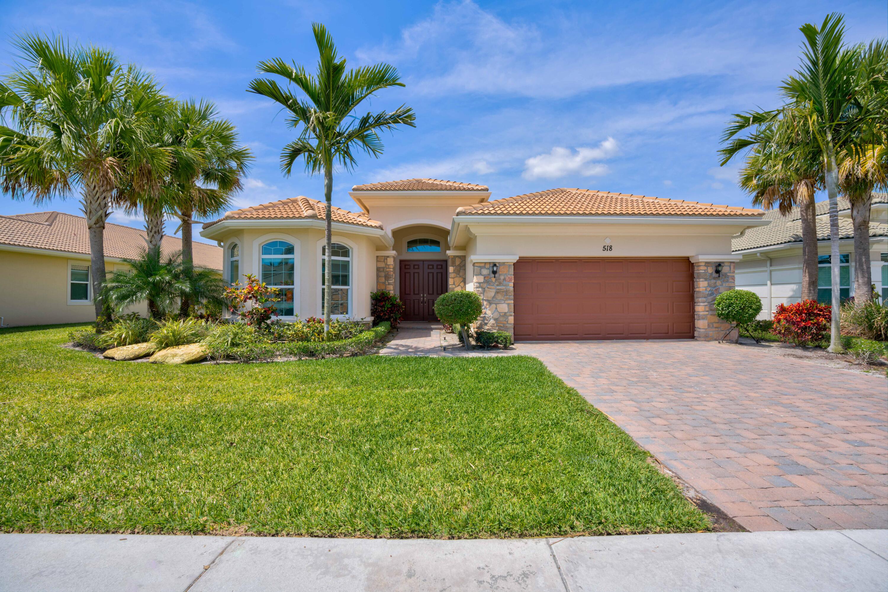 JUPITER COUNTRY CLUB POD - Residential Lease