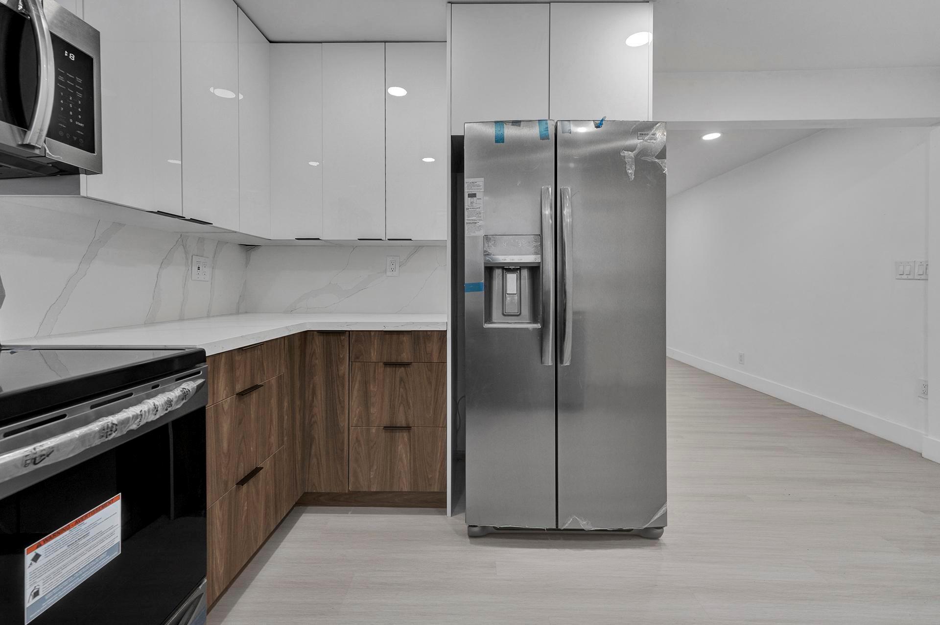 Rose Manor 42-16 B - Residential