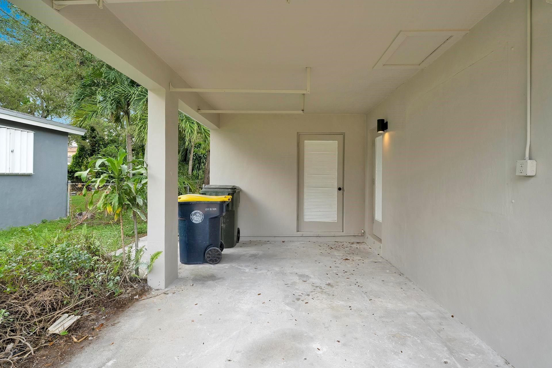 Rose Manor 42-16 B - Residential