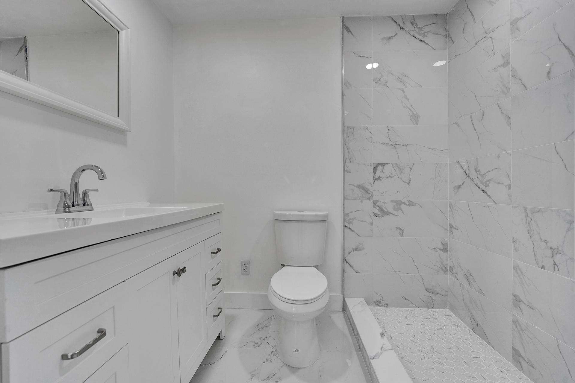 Rose Manor 42-16 B - Residential