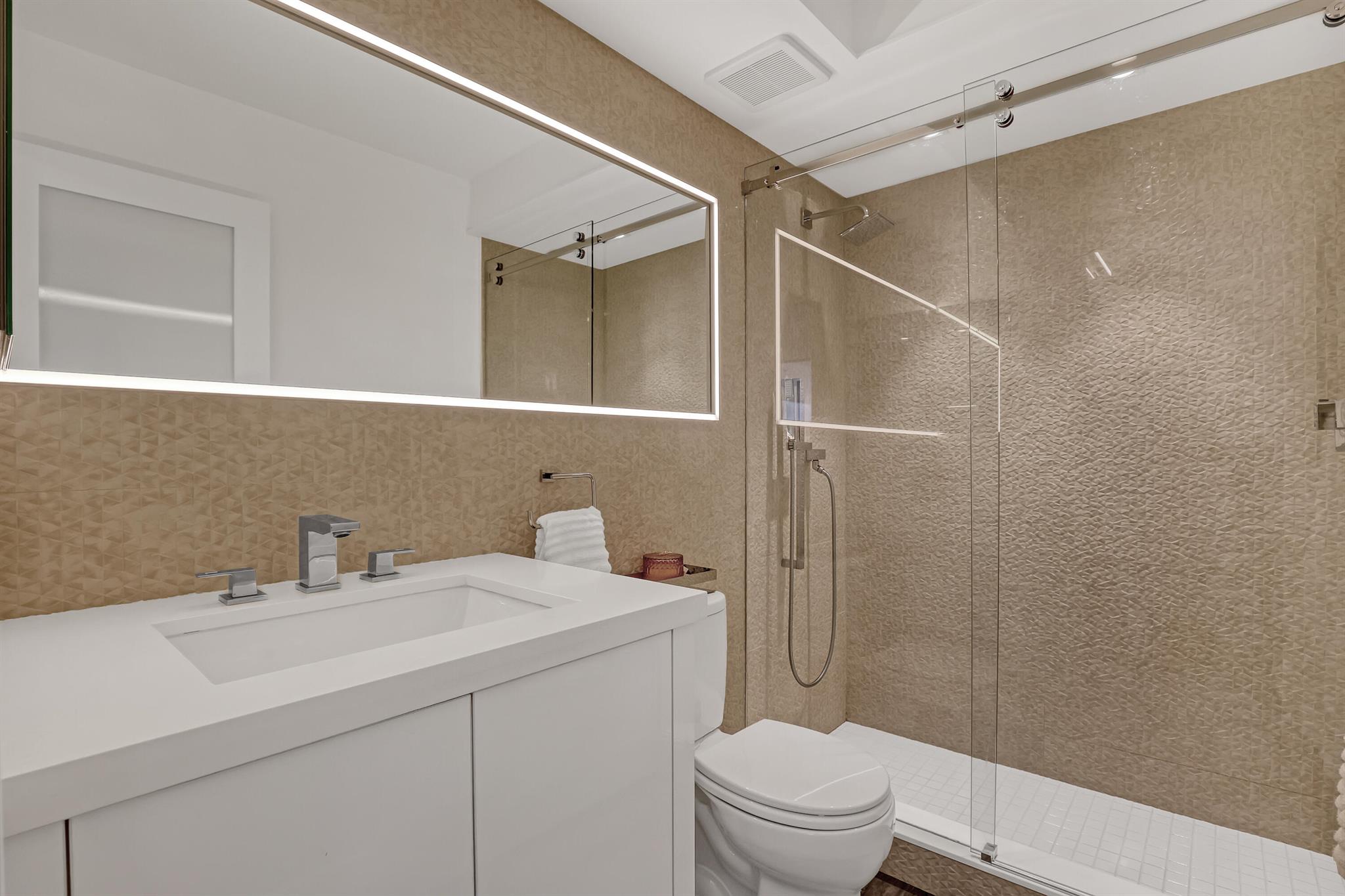 AMBASSADORS V SOUTH CONDO - Residential Lease