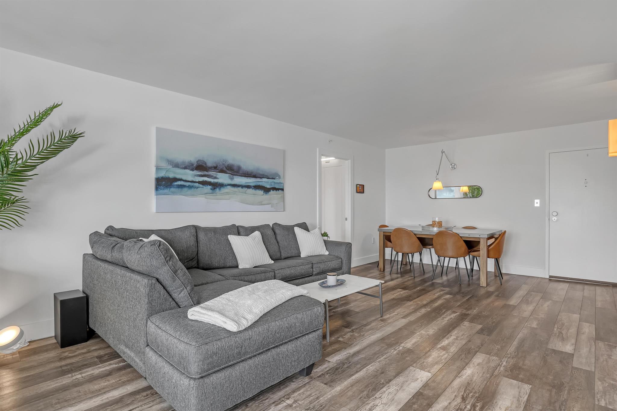 AMBASSADORS V SOUTH CONDO - Residential Lease