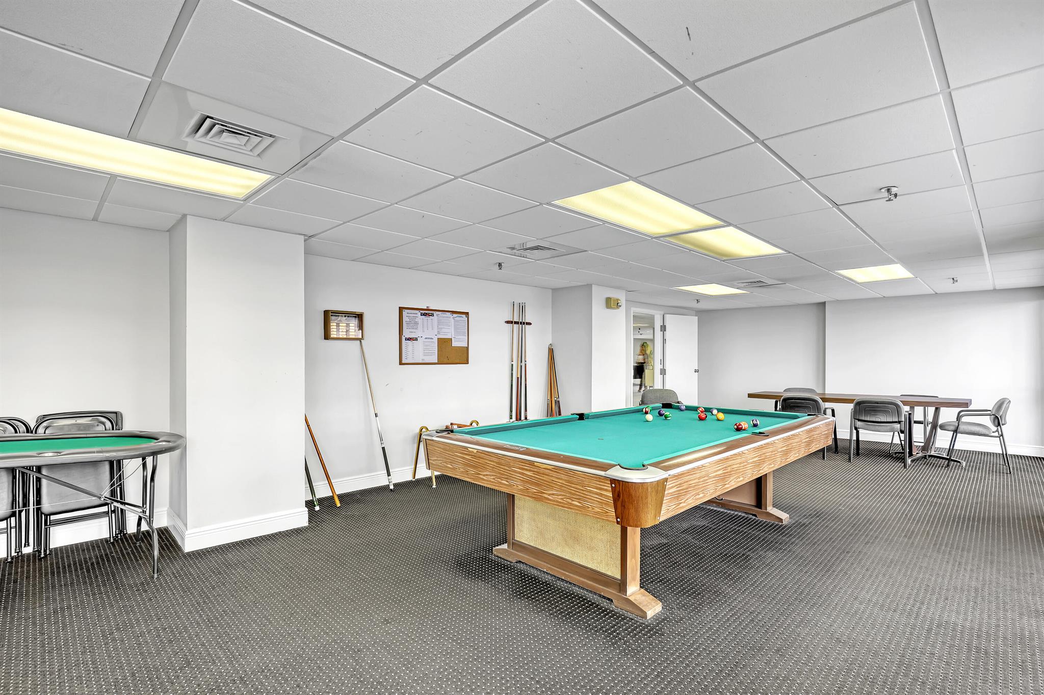AMBASSADORS V SOUTH CONDO - Residential Lease