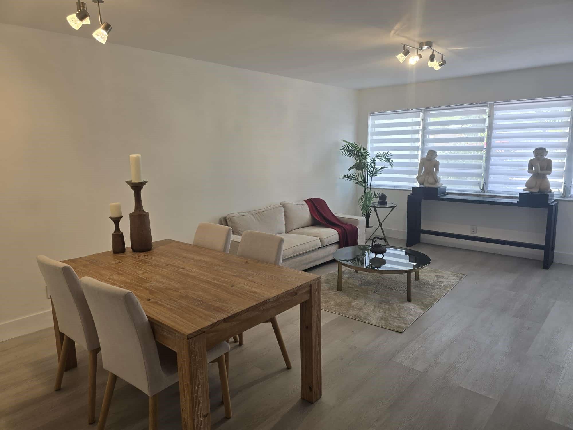 THIRD GULFSTREAM GARDEN - Residential