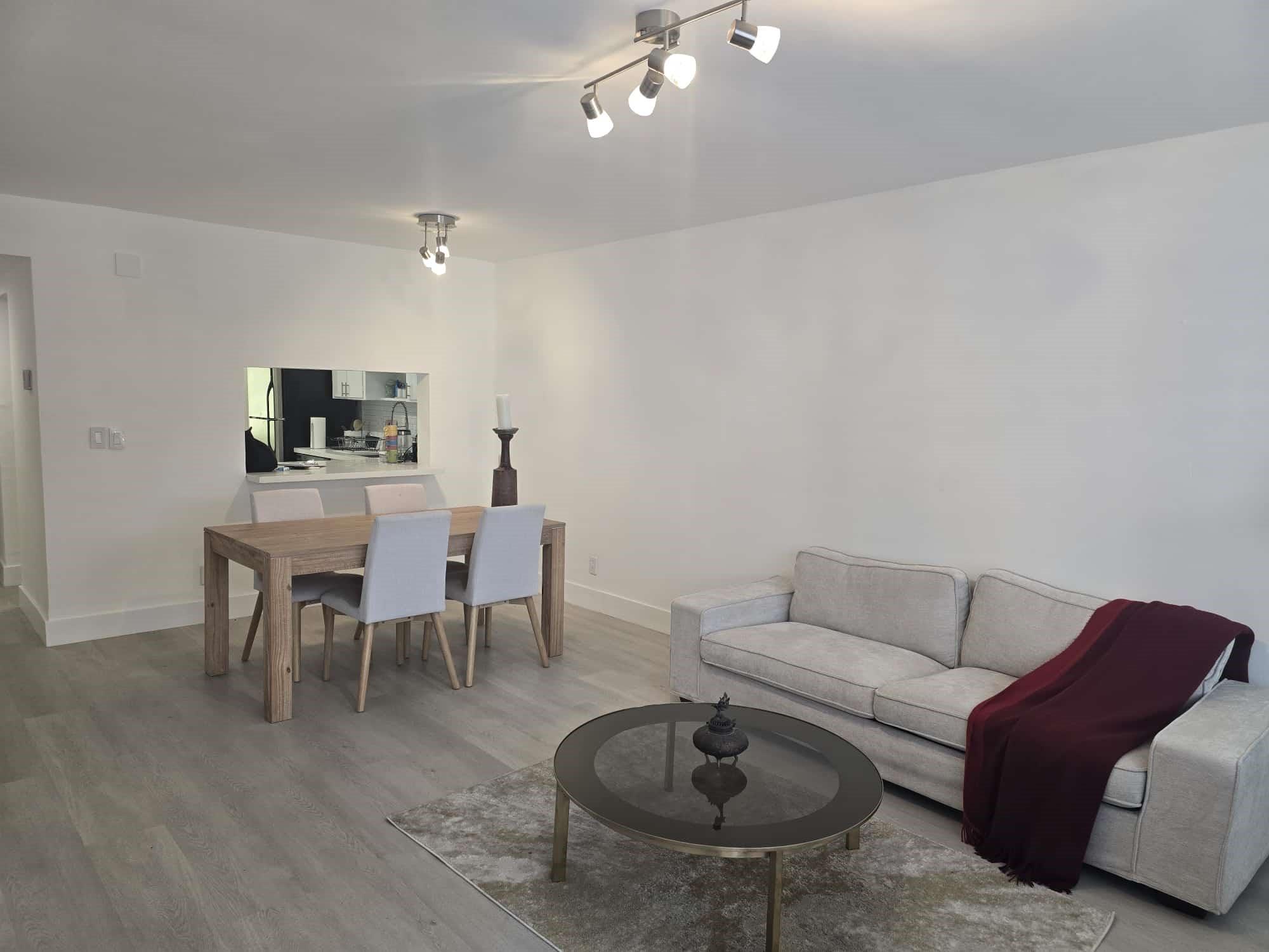 THIRD GULFSTREAM GARDEN - Residential