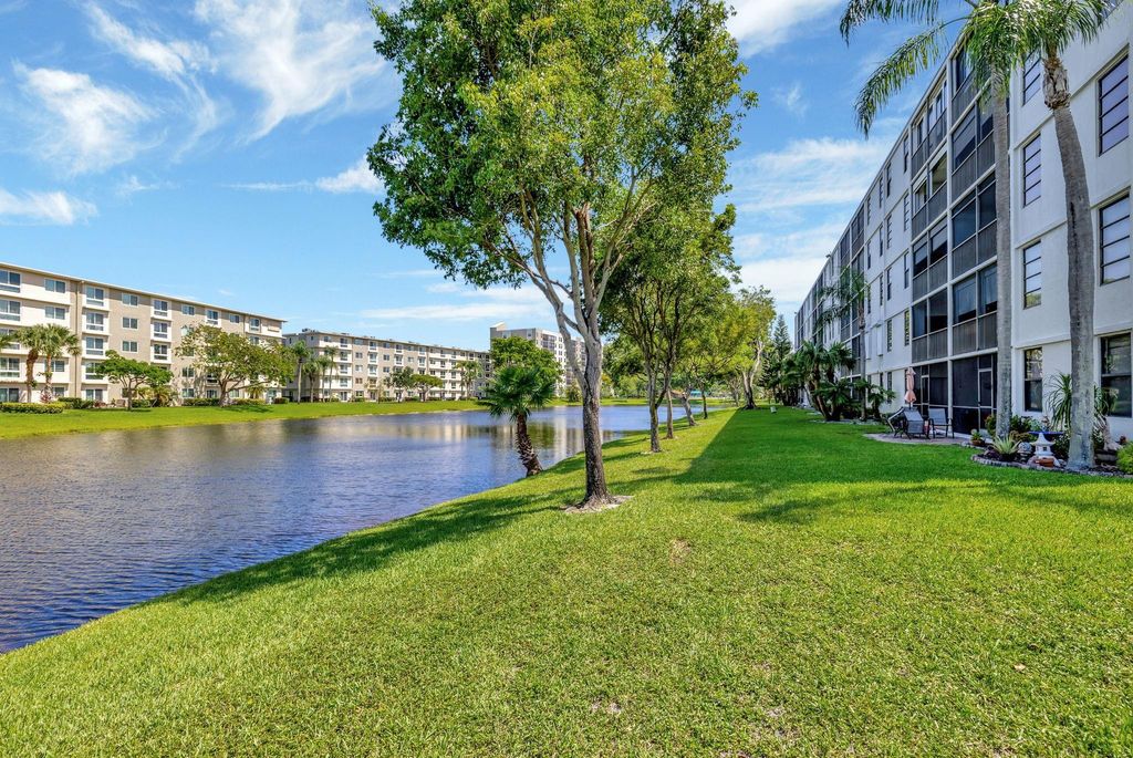 Photo of 2213 Cypress Island Drive #303, Pompano Beach, FL 33069 (MLS # F10455795)
