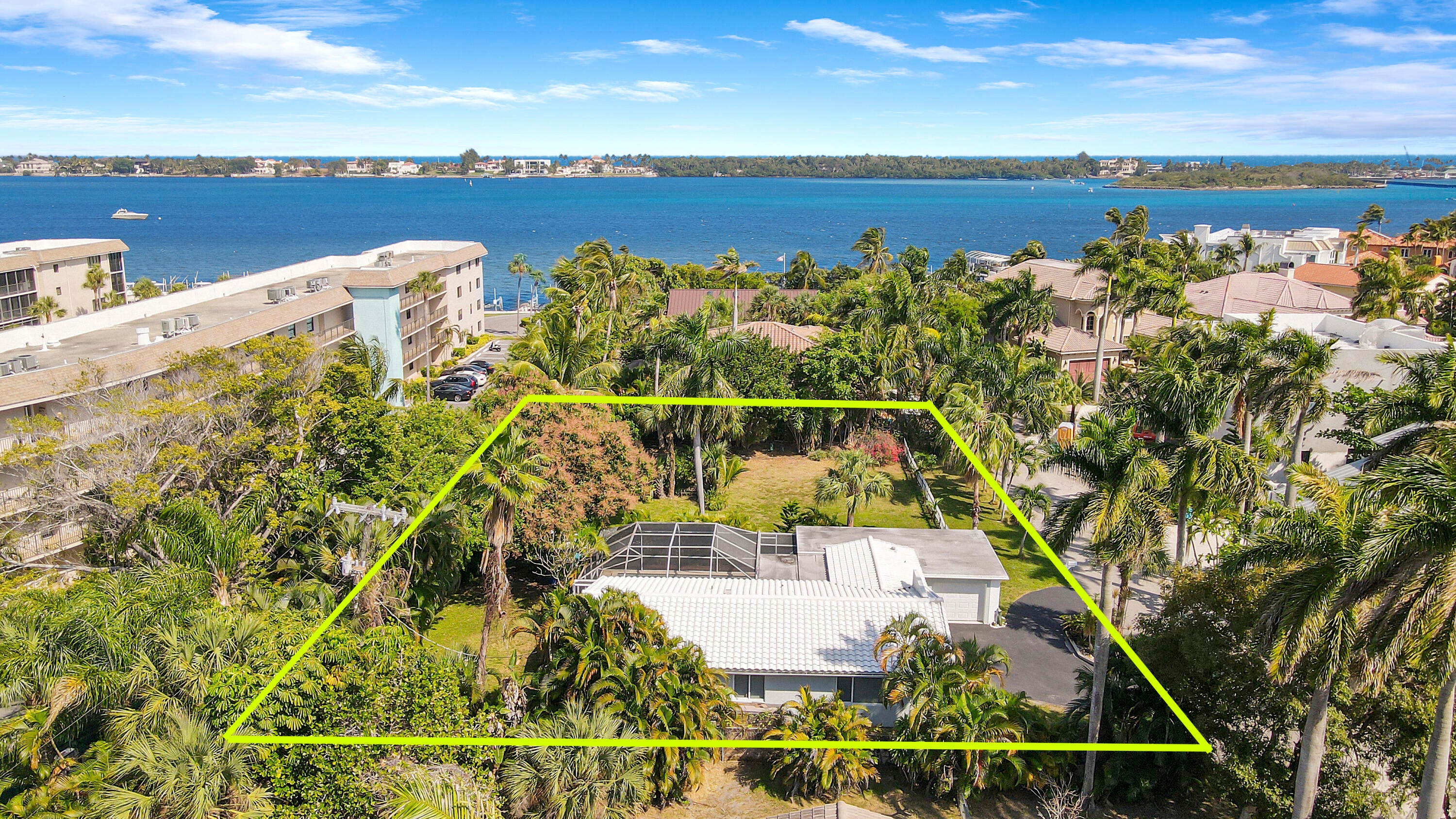 631 Lakeside Harbor